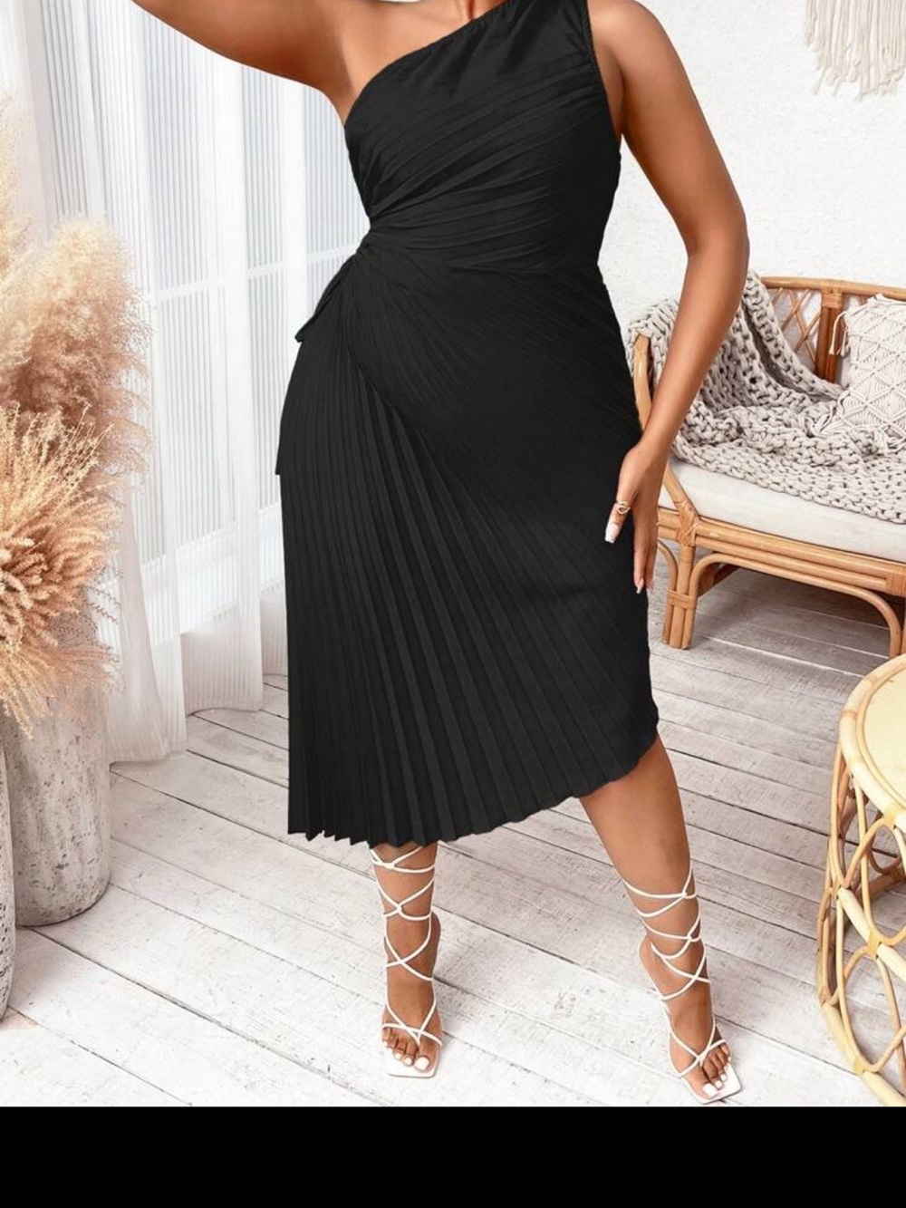 SHEIN Black Pleated Cut Out Asymmetrical Draped Off-The-Shoulder Dress - Picture 2 of 5